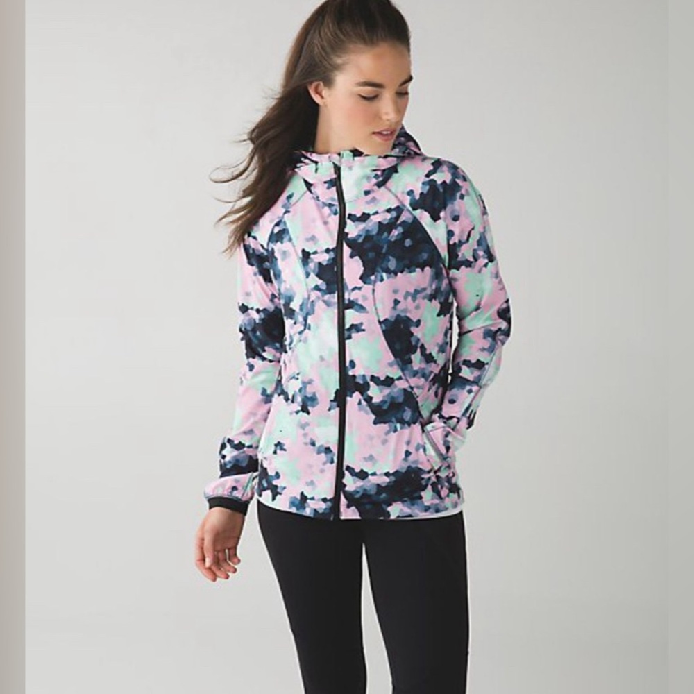 Lululemon Go the Distance Jacket in Clouded Dreams Multi